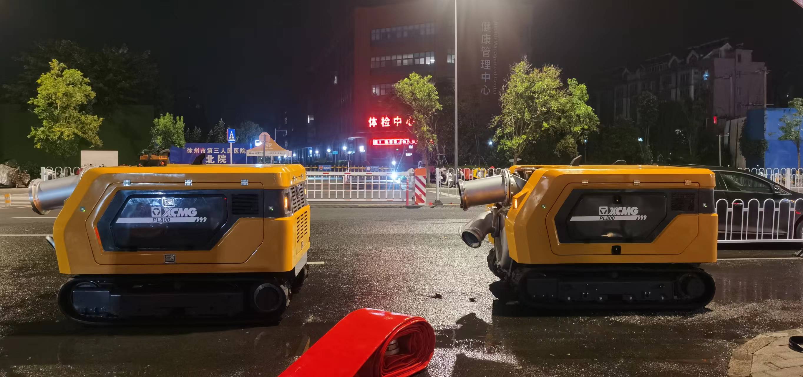 徐工排澇機器人緊急馳援，多處澇區(qū)“治水先鋒”